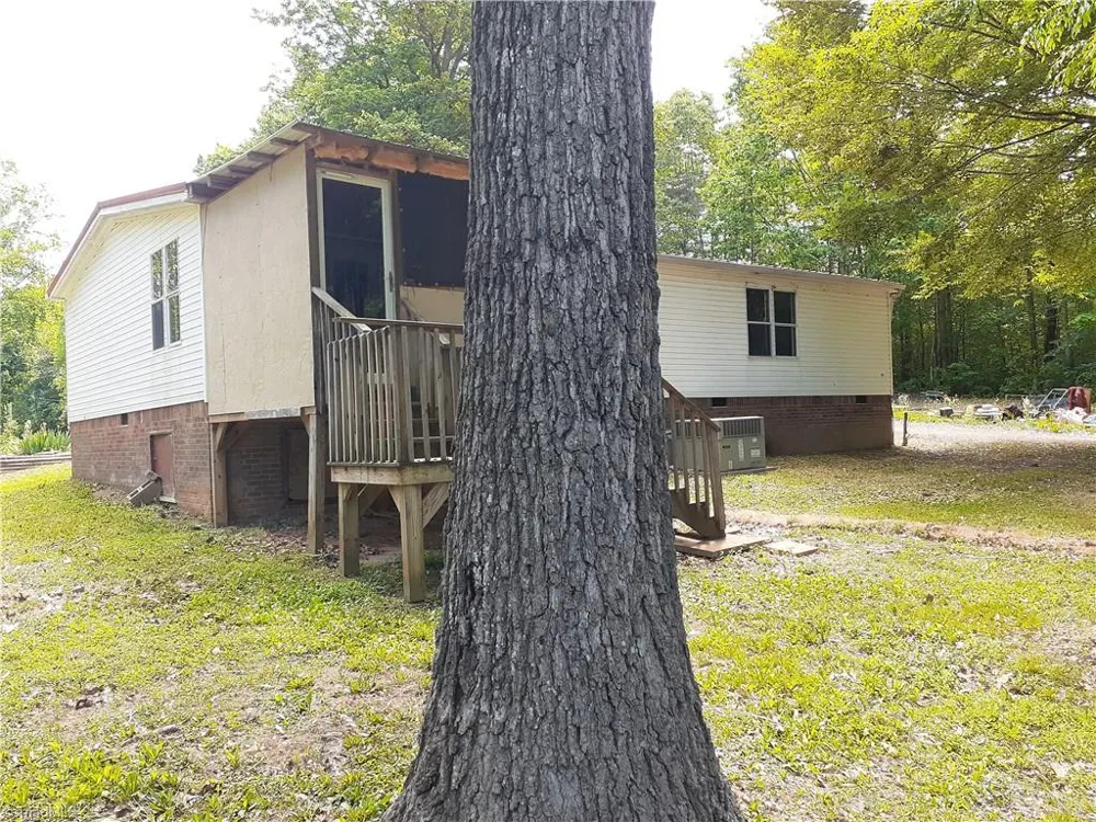 142 Hope Lane Mocksville, NC 27028