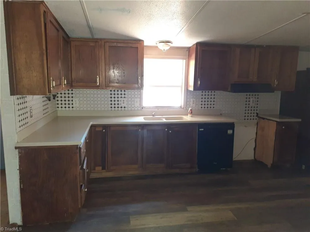 142 Hope Lane Mocksville, NC 27028