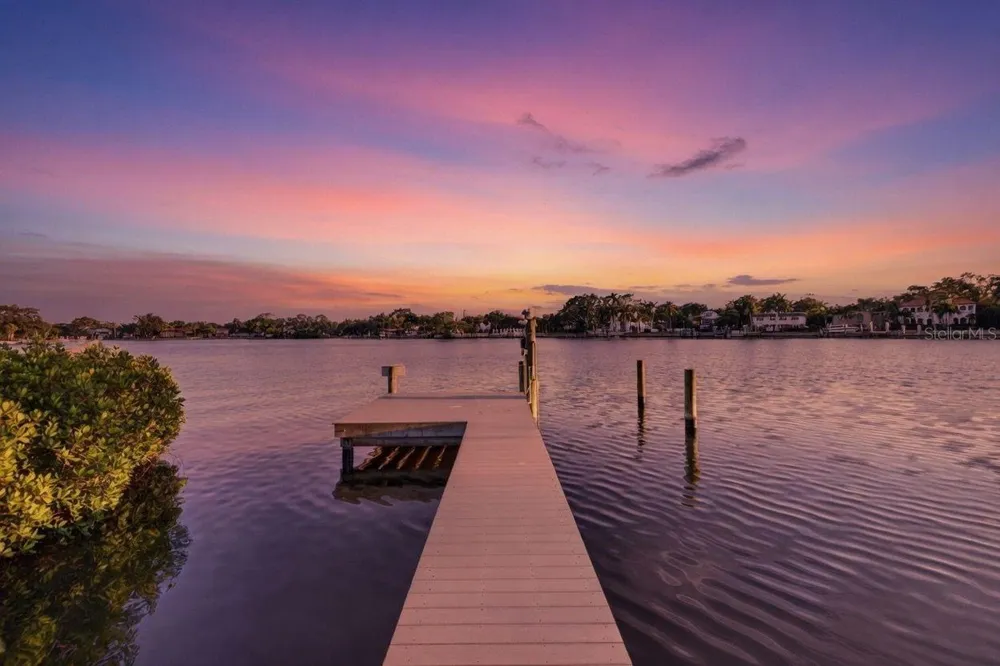 1026 MONTEREY BOULEVARD NE St Petersburg, FL 33704