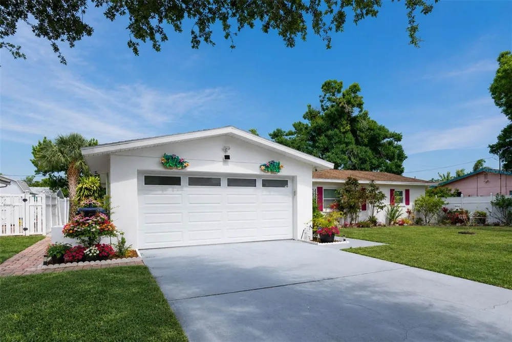 6212 20TH STREET S St Petersburg, FL 33712