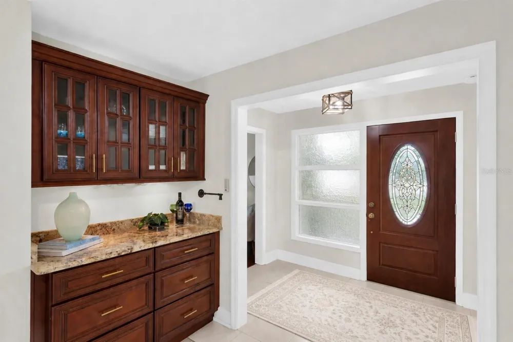 6212 20TH STREET S St Petersburg, FL 33712
