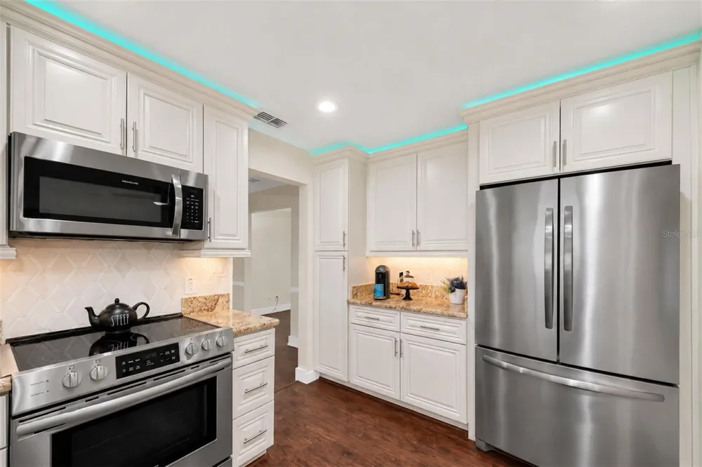 6212 20TH STREET S St Petersburg, FL 33712