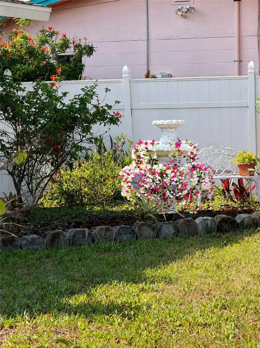 6212 20TH STREET S St Petersburg, FL 33712