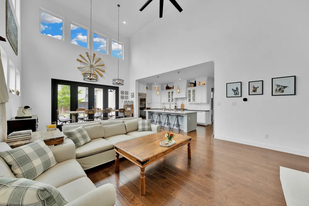 13616 Walsh Avenue Fort Worth, TX 76008