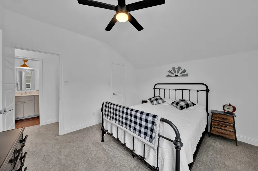 13616 Walsh Avenue Fort Worth, TX 76008