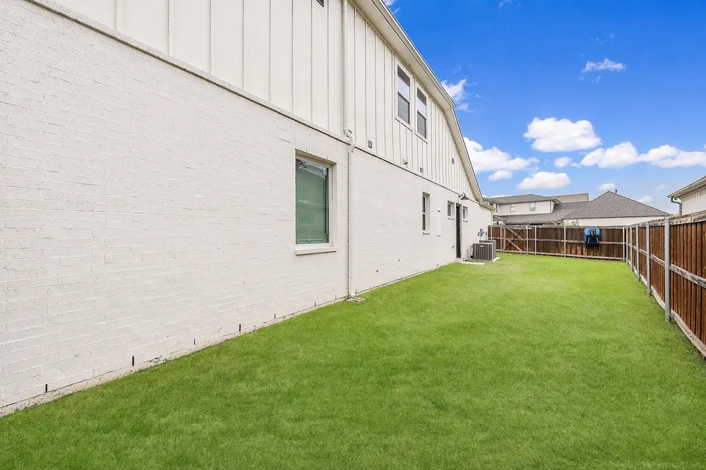 13616 Walsh Avenue Fort Worth, TX 76008