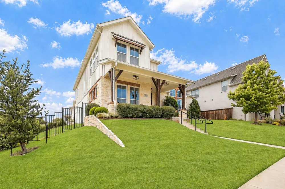 13616 Walsh Avenue Fort Worth, TX 76008