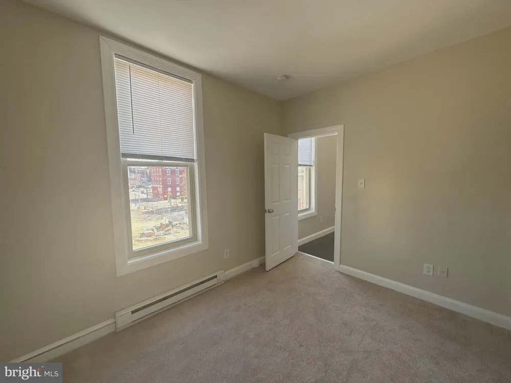 64 W ANTIETAM STREET #APT. 7 Hagerstown, MD 21740