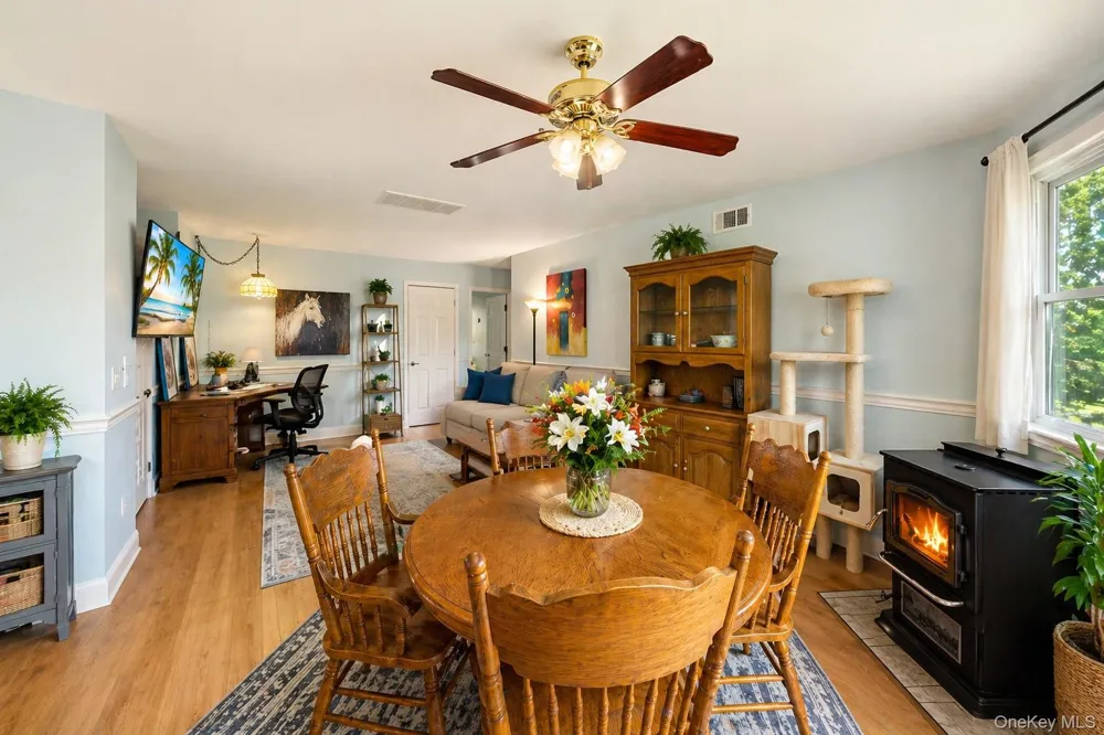 2191 State Route 52 Pine Bush, NY 12566