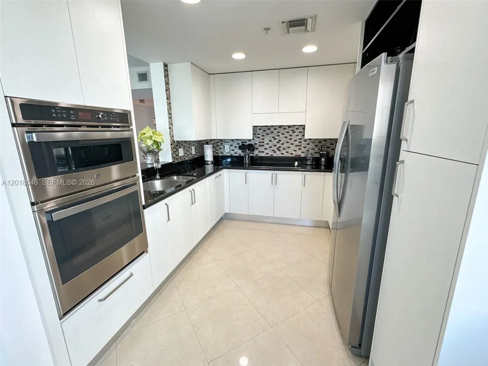 19400 Turnberry Way #531 Aventura, FL 33180