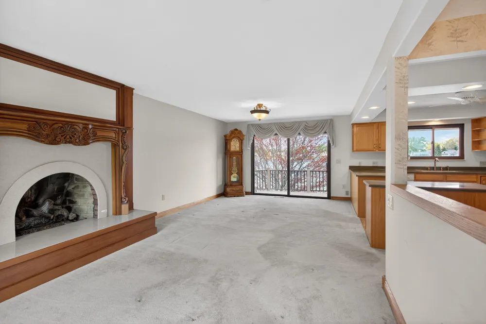332 Riviera Drive Columbia Township, MI 49230