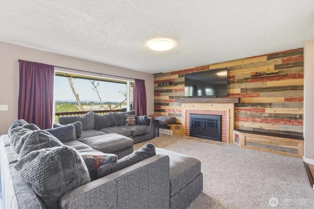201 Carroll Road Kelso, WA 98626