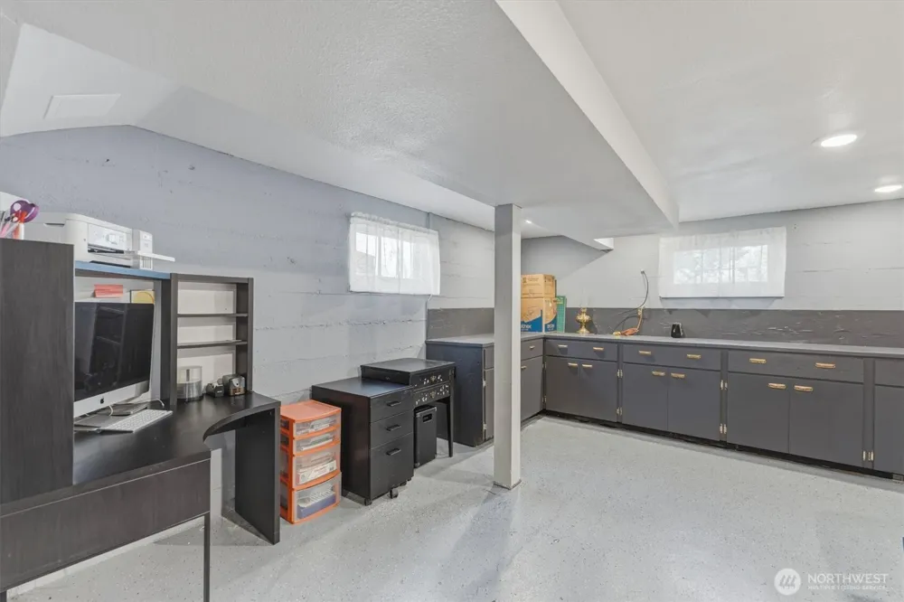 201 Carroll Road Kelso, WA 98626