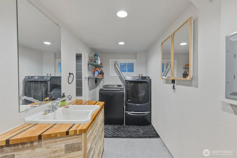 201 Carroll Road Kelso, WA 98626