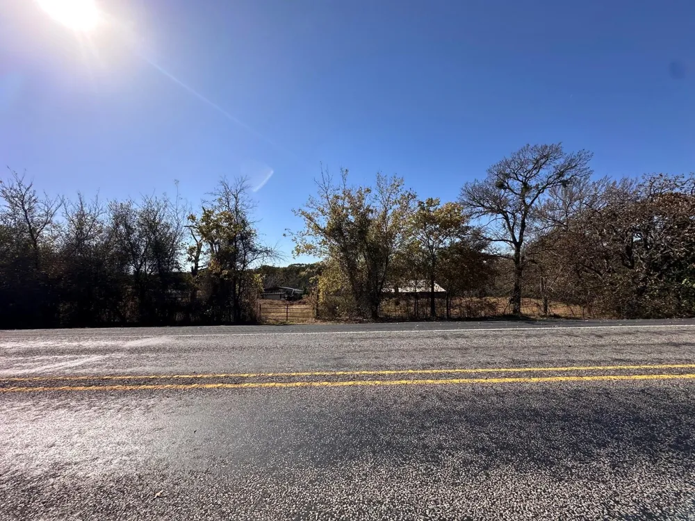 PINK HILL/State 56 E Highway Bells, TX 75414