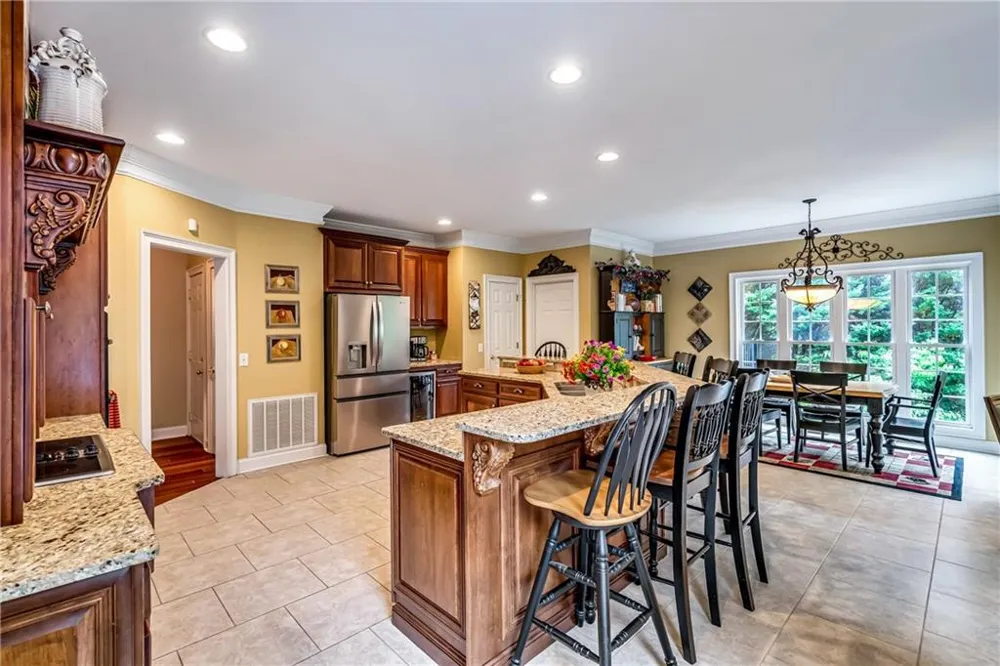 411 Overlook Way Cohutta, GA 30710