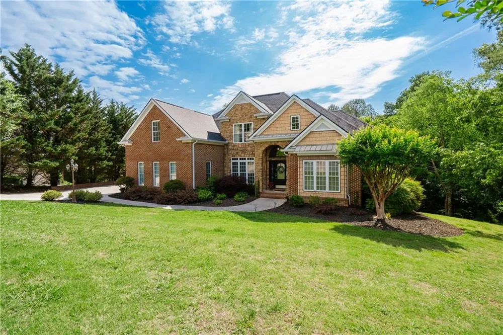 411 Overlook Way Cohutta, GA 30710