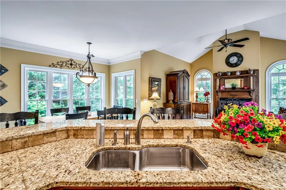 411 Overlook Way Cohutta, GA 30710