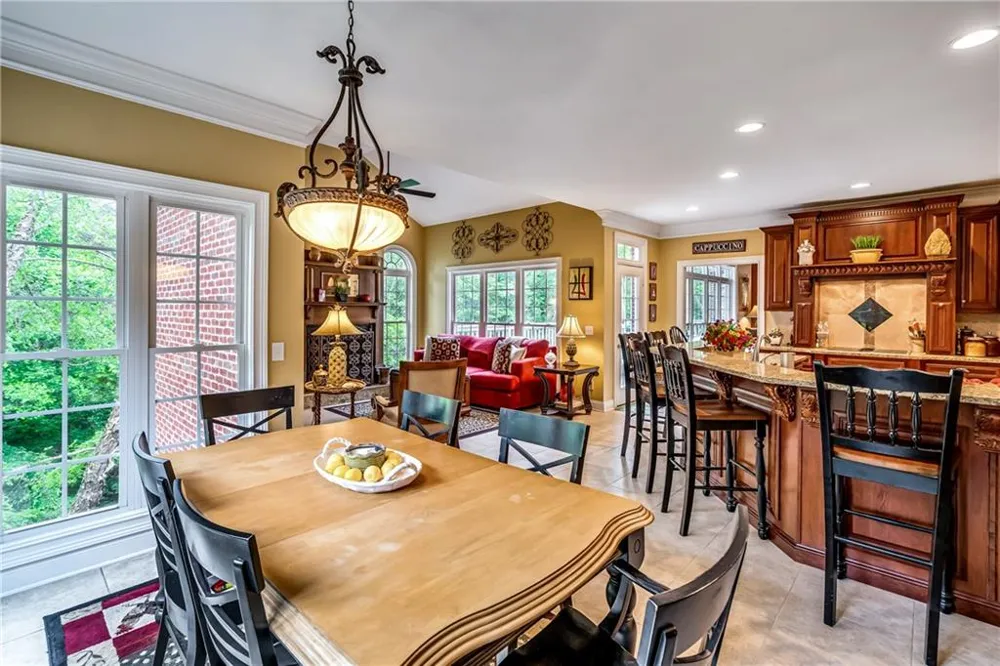 411 Overlook Way Cohutta, GA 30710