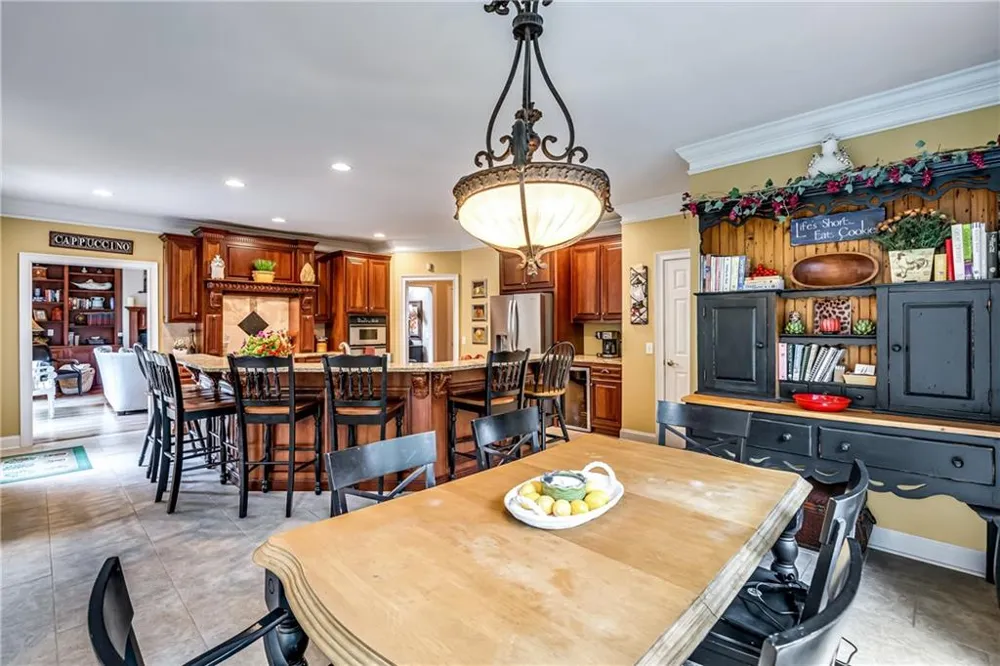 411 Overlook Way Cohutta, GA 30710