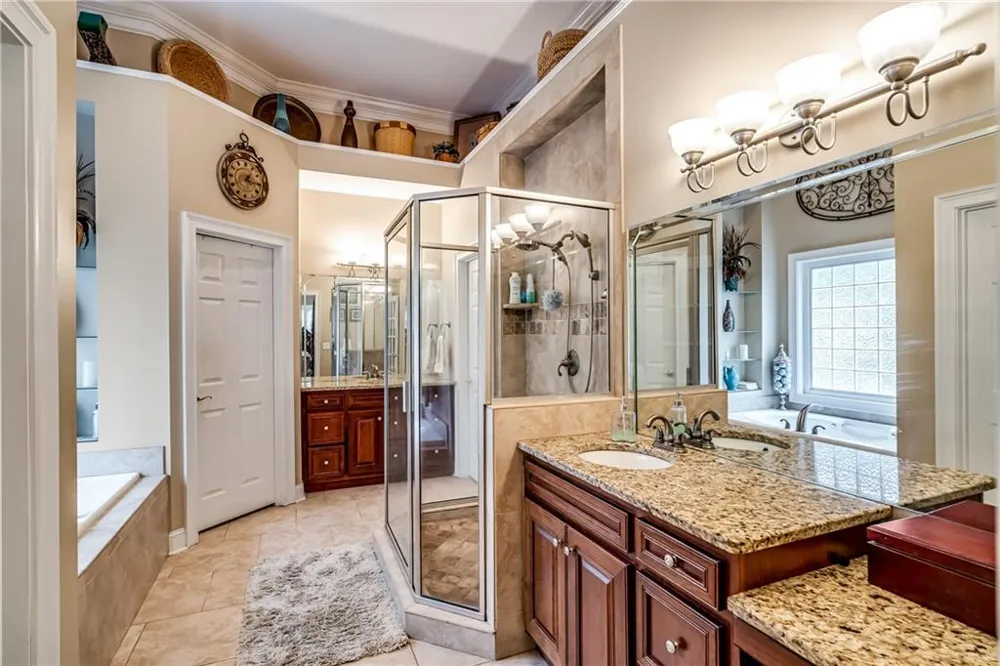 411 Overlook Way Cohutta, GA 30710