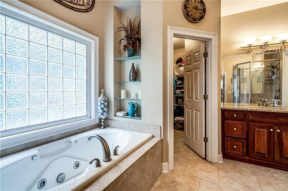 411 Overlook Way Cohutta, GA 30710