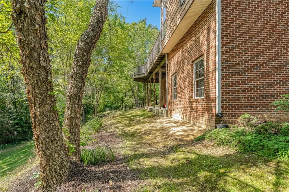 411 Overlook Way Cohutta, GA 30710