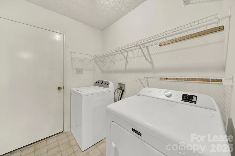 3421 Crescent Knoll Drive Matthews, NC 28105