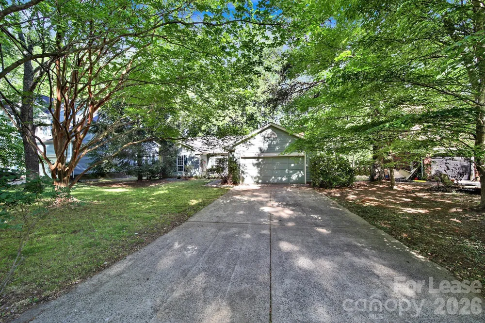 3421 Crescent Knoll Drive Matthews, NC 28105