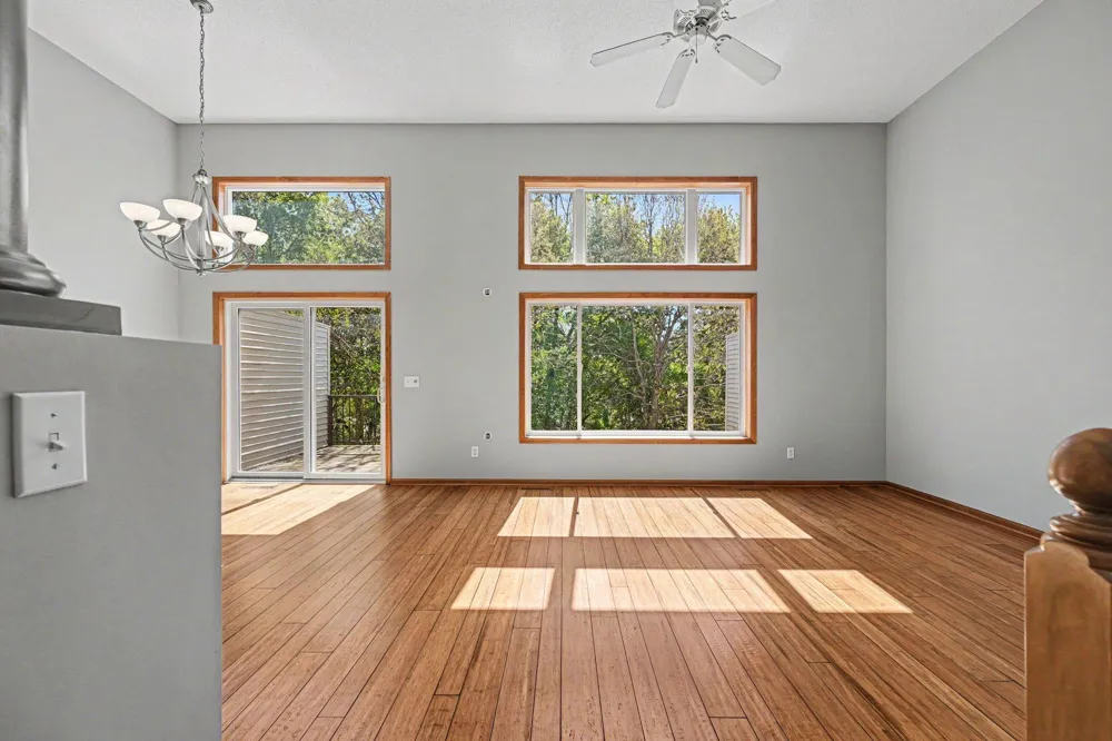 3713 Fox Tail Trail NW Prior Lake, MN 55372