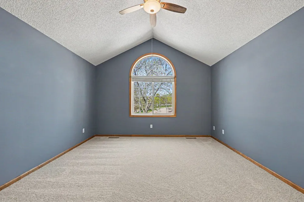 3713 Fox Tail Trail NW Prior Lake, MN 55372