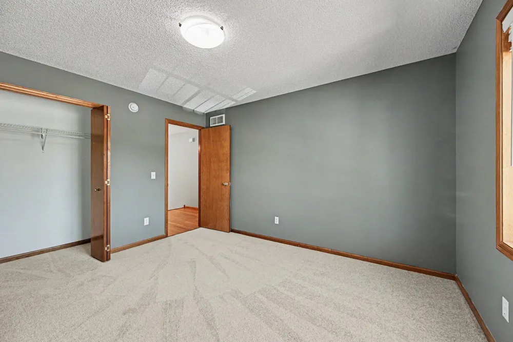 3713 Fox Tail Trail NW Prior Lake, MN 55372