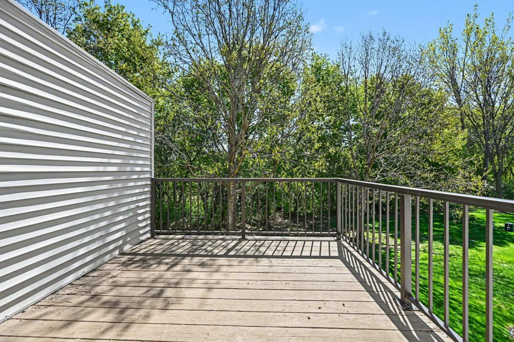 3713 Fox Tail Trail NW Prior Lake, MN 55372
