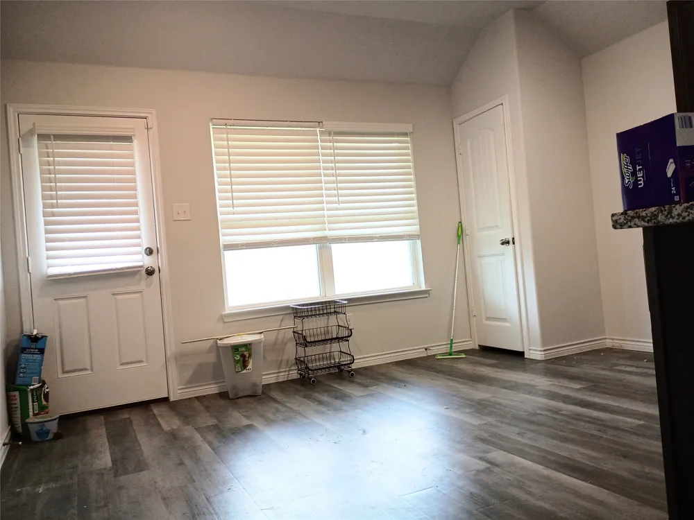3620 Judges Ennis, TX 75119