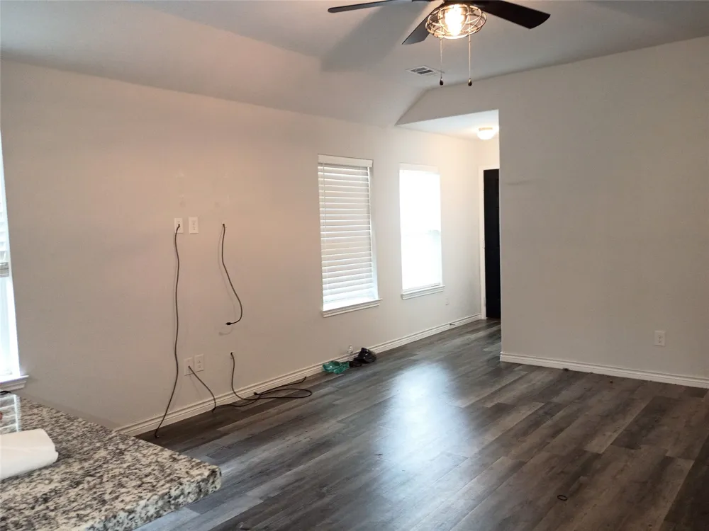 3620 Judges Ennis, TX 75119