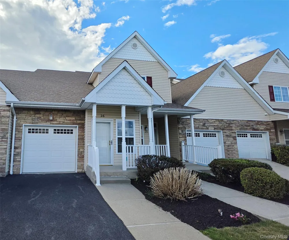 26 Rose Lane Mount Sinai, NY 11766