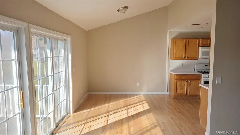 26 Rose Lane Mount Sinai, NY 11766