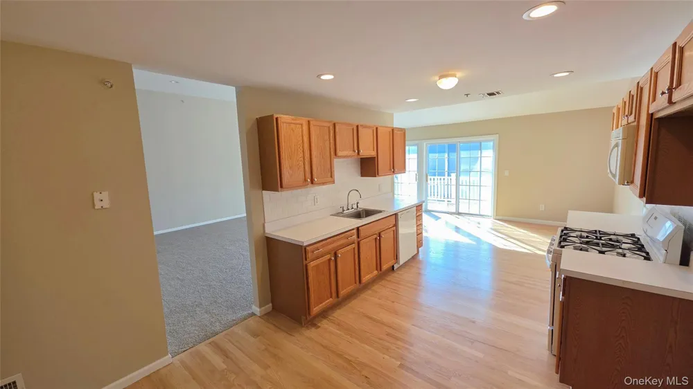 26 Rose Lane Mount Sinai, NY 11766