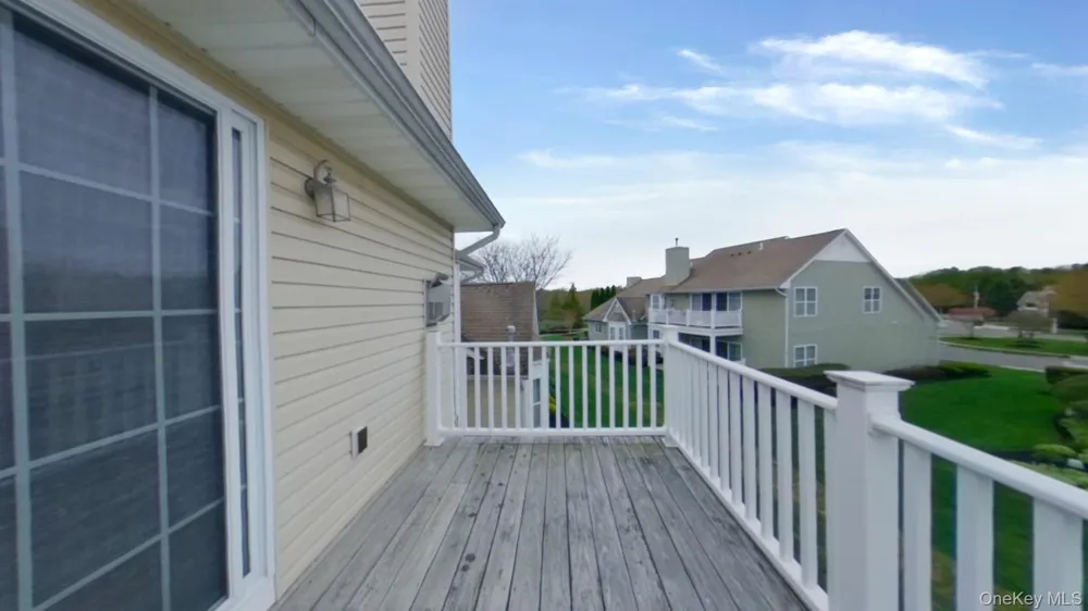 26 Rose Lane Mount Sinai, NY 11766