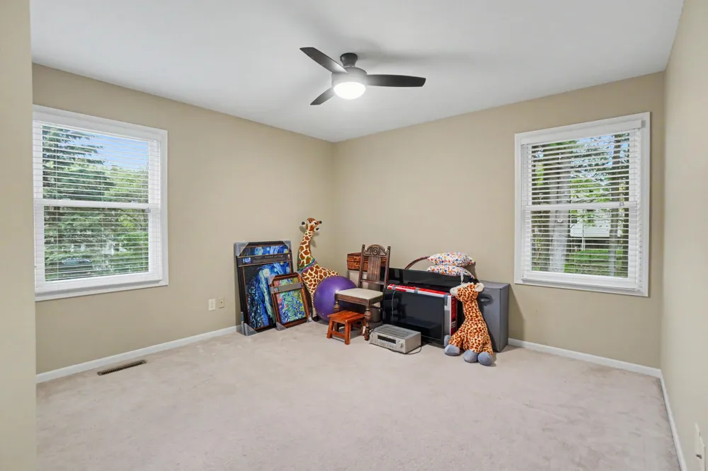 205 Woodlark Court Park Township, MI 49424
