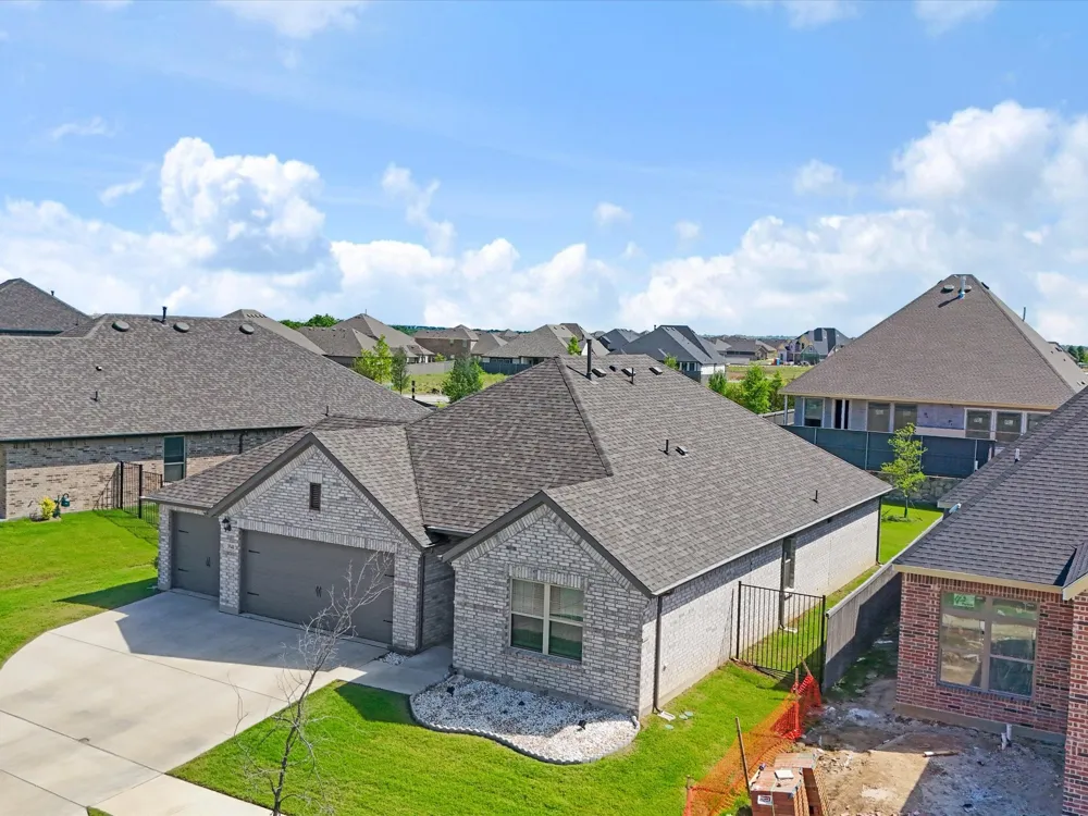 3541 Redbud Flower Trail Prairie Ridge, TX 76084