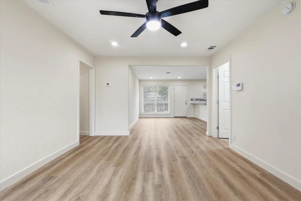 12135 Amsterdam Road Farmers Branch, TX 75234