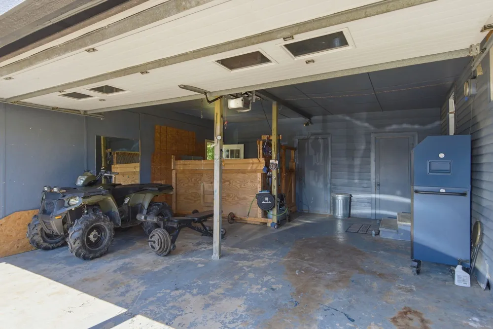 401 W Mesquite Street Gunter, TX 75058
