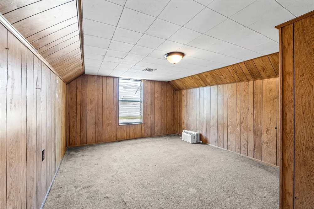 700 3rd Street McGregor, TX 76657