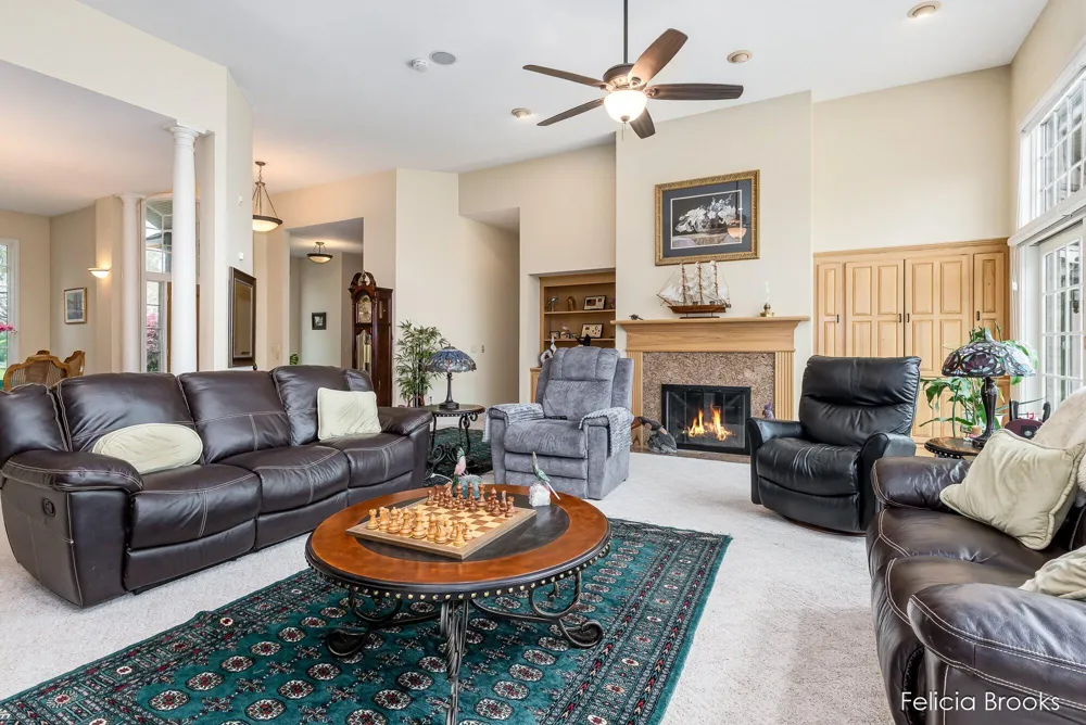 275 W Brogan Road Baltimore Township, MI 49058