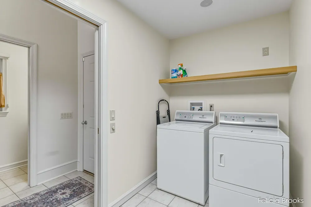 275 W Brogan Road Baltimore Township, MI 49058
