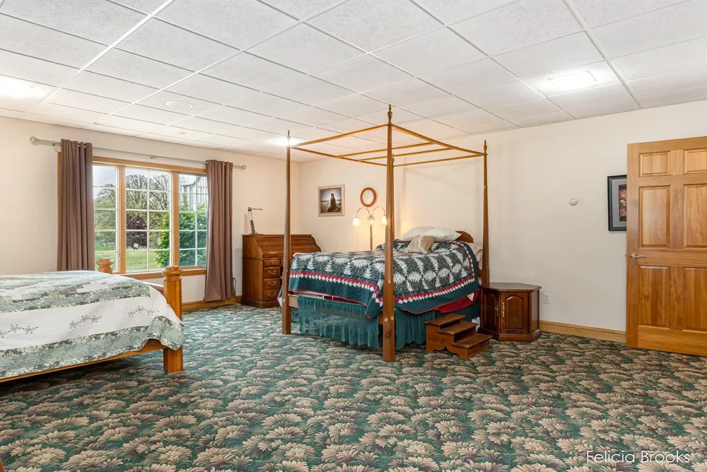 275 W Brogan Road Baltimore Township, MI 49058