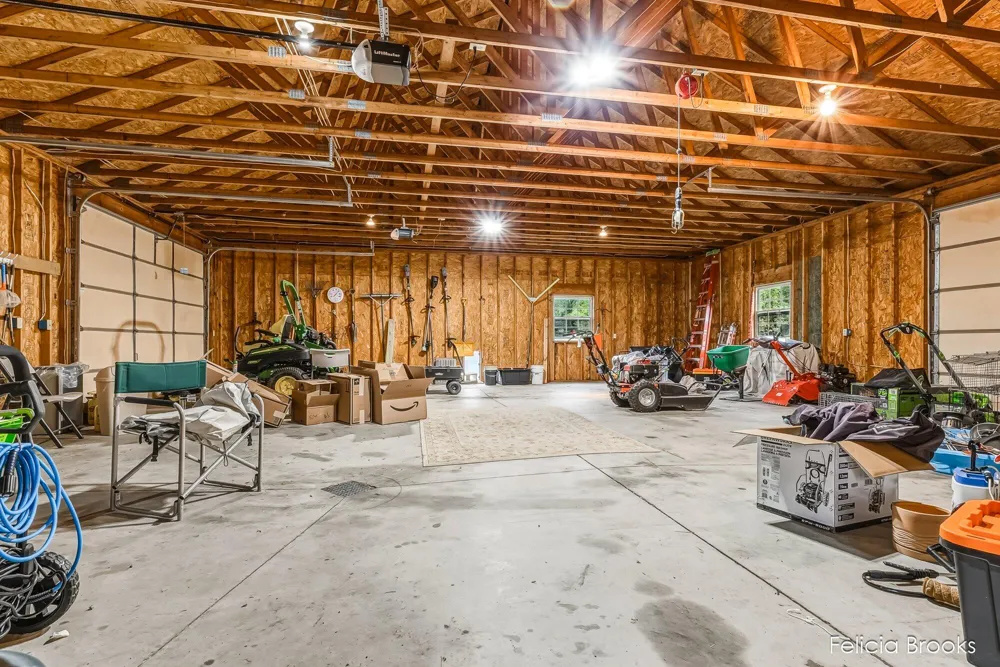 275 W Brogan Road Baltimore Township, MI 49058