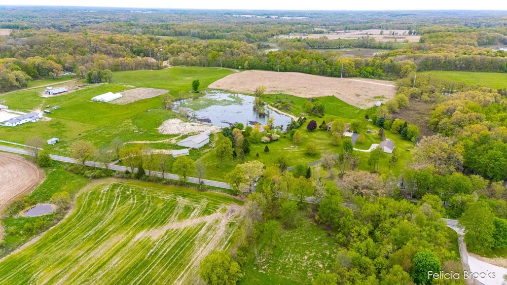 275 W Brogan Road Baltimore Township, MI 49058