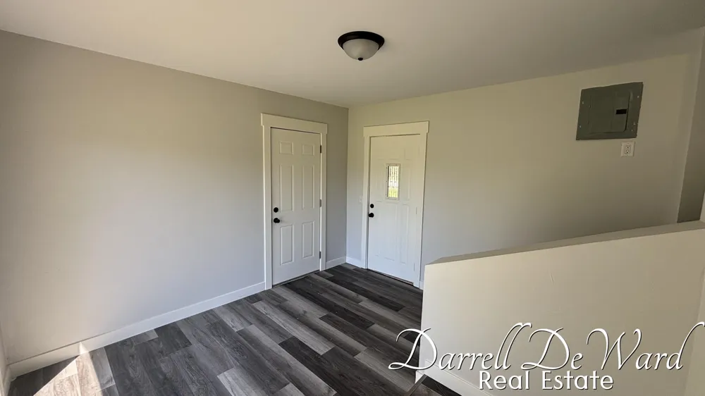 8425 Holland Road Belvidere Township, MI 48886
